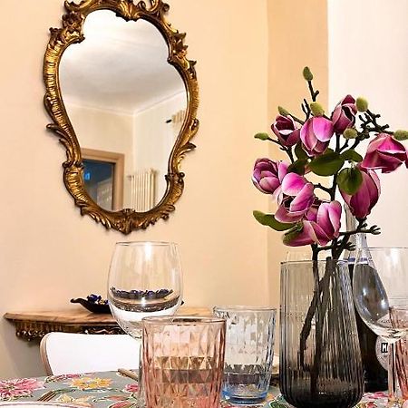 Al Bicerin Apartment, In Historical Center Of Turin Bagian luar foto