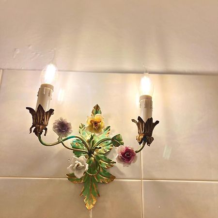 Al Bicerin Apartment, In Historical Center Of Turin Bagian luar foto