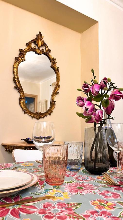 Al Bicerin Apartment, In Historical Center Of Turin Bagian luar foto