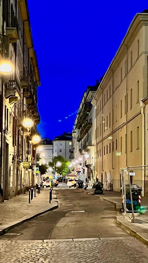 Al Bicerin Apartment, In Historical Center Of Turin Bagian luar foto
