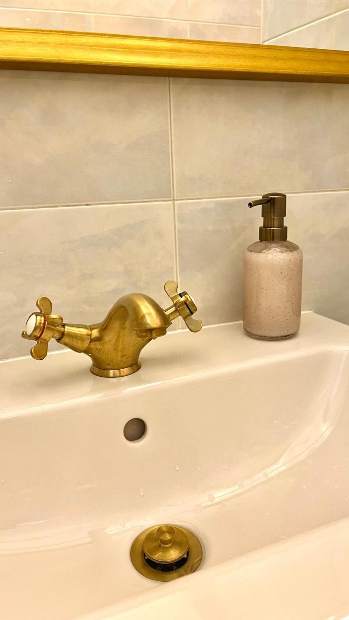 Al Bicerin Apartment, In Historical Center Of Turin Bagian luar foto