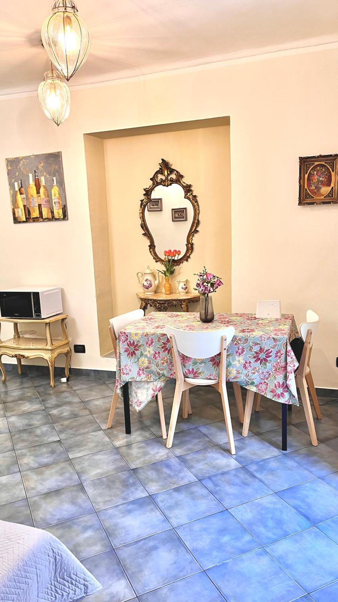 Al Bicerin Apartment, In Historical Center Of Turin Bagian luar foto